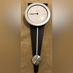 CLASSY SEIKO PENDULUM CLOCK
